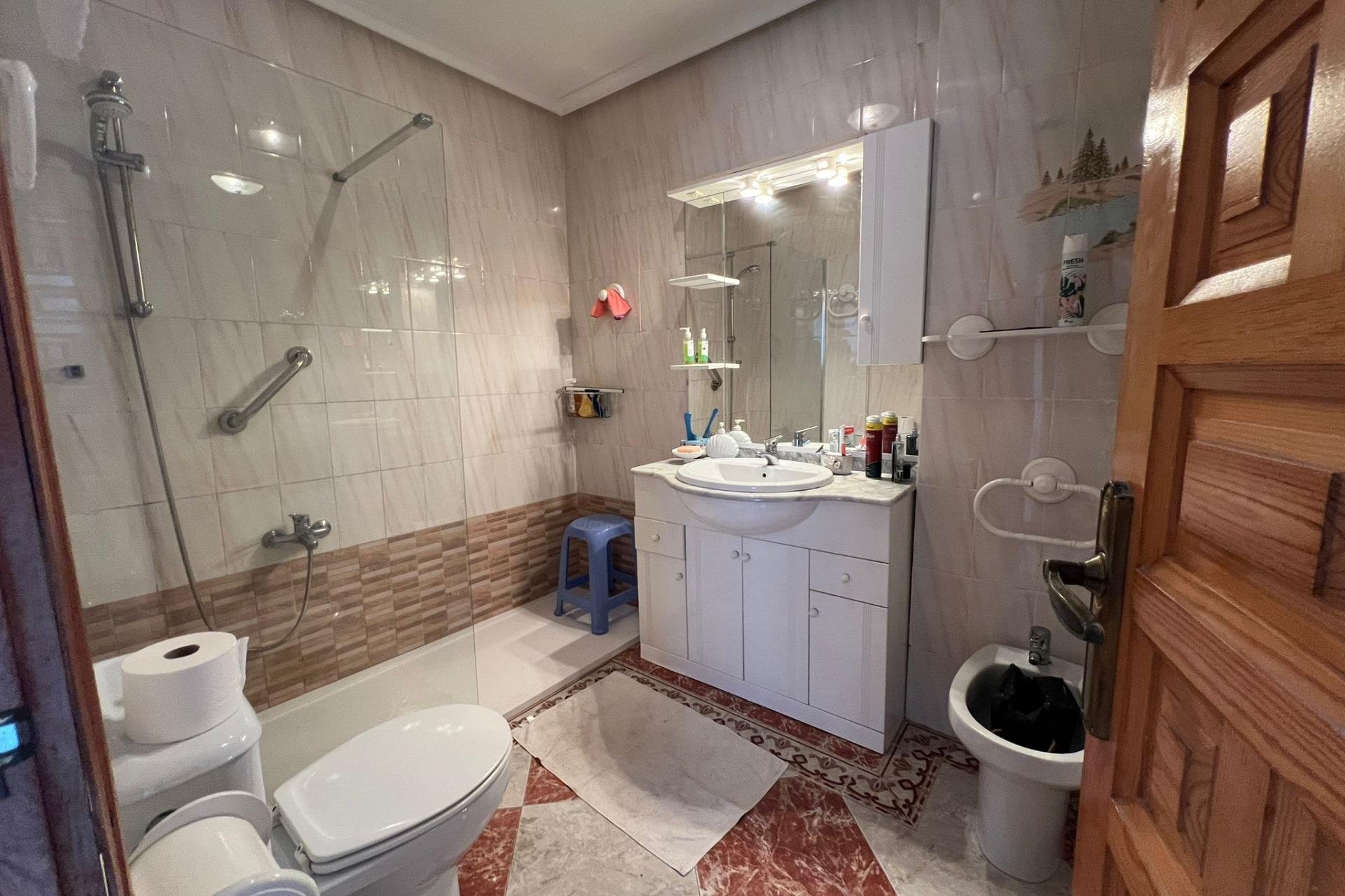 Herverkoop - Town House -
Torrevieja - La Mata