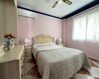 Herverkoop - Town House -
Torrevieja - La Mata