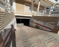 Herverkoop - Town House -
Torrevieja - La Mata