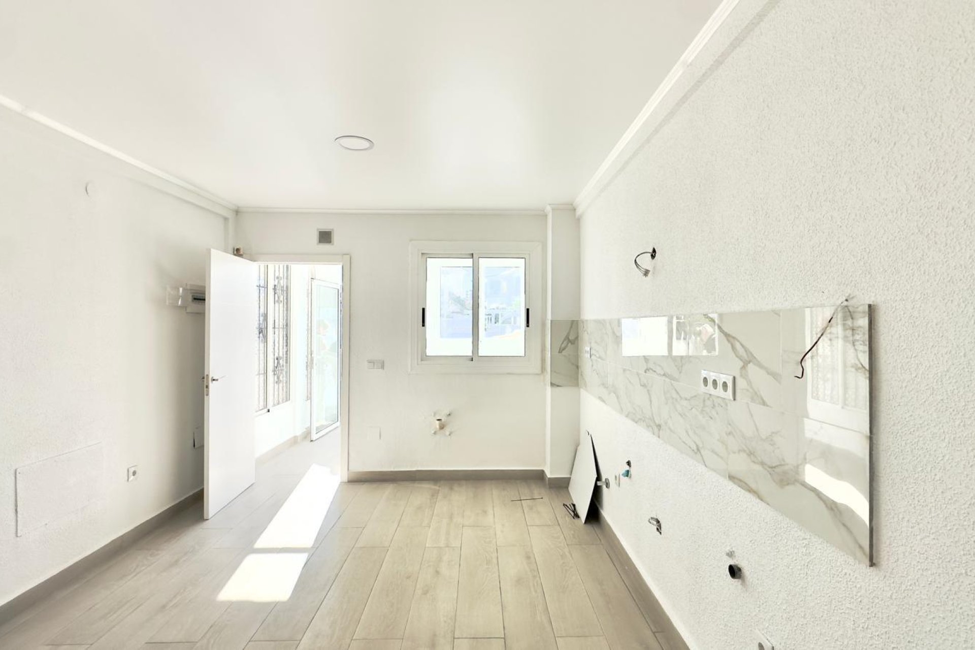 Herverkoop - Town House -
Torrevieja - La Mata