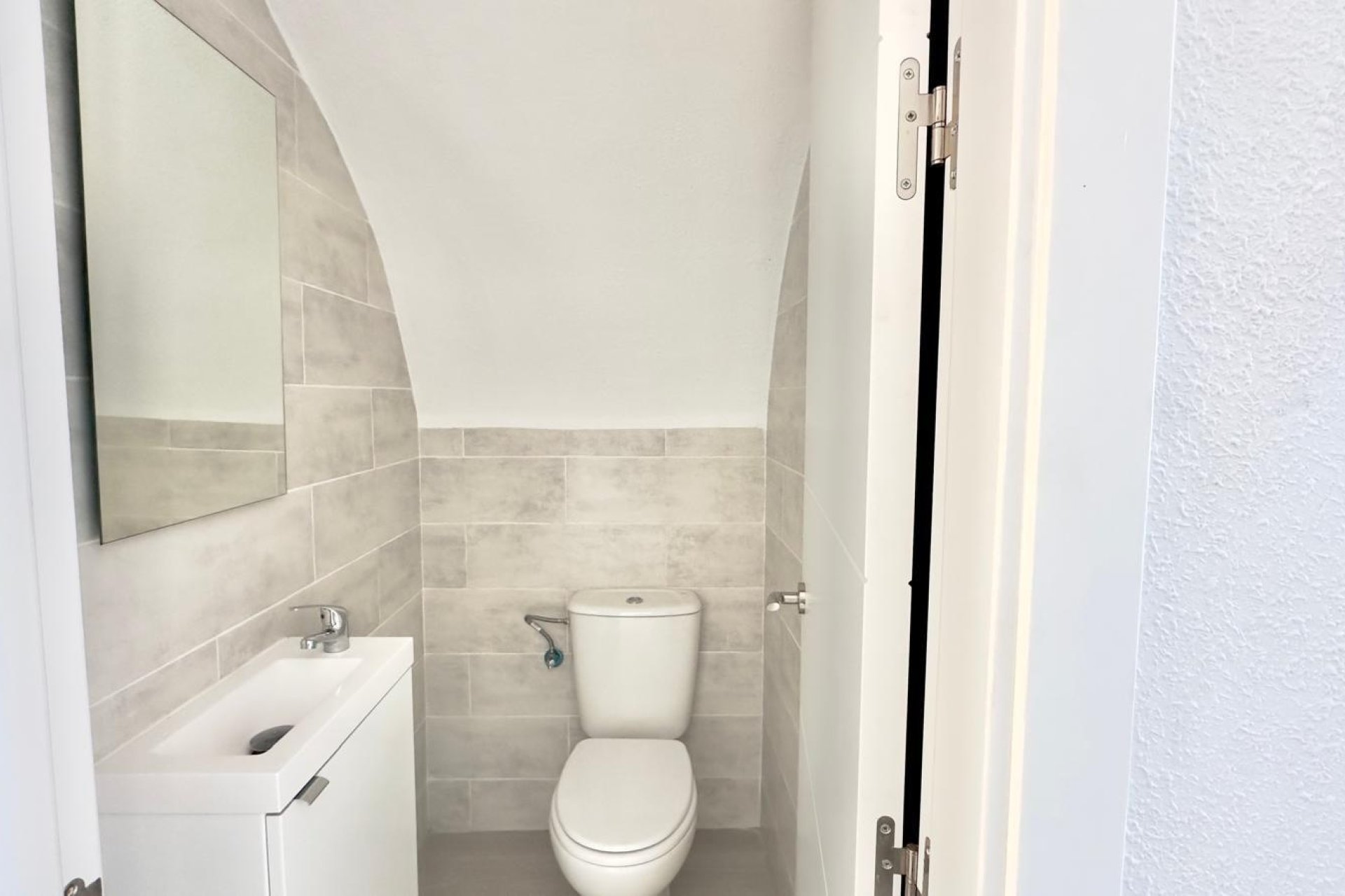 Herverkoop - Town House -
Torrevieja - La Mata