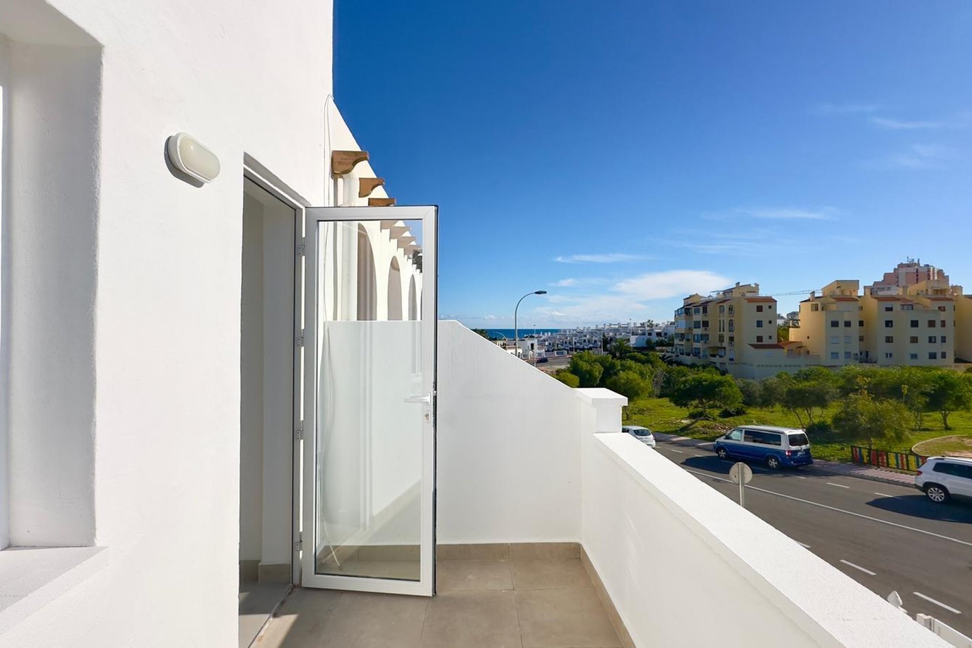 Herverkoop - Town House -
Torrevieja - La Mata