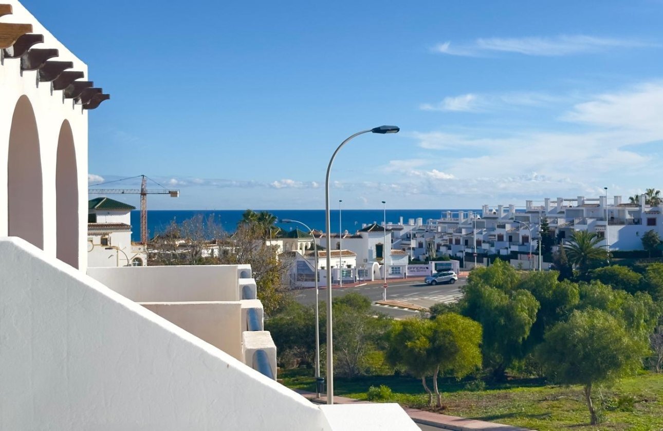 Herverkoop - Town House -
Torrevieja - La Mata