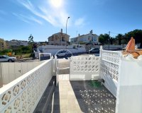 Herverkoop - Town House -
Torrevieja - La Mata