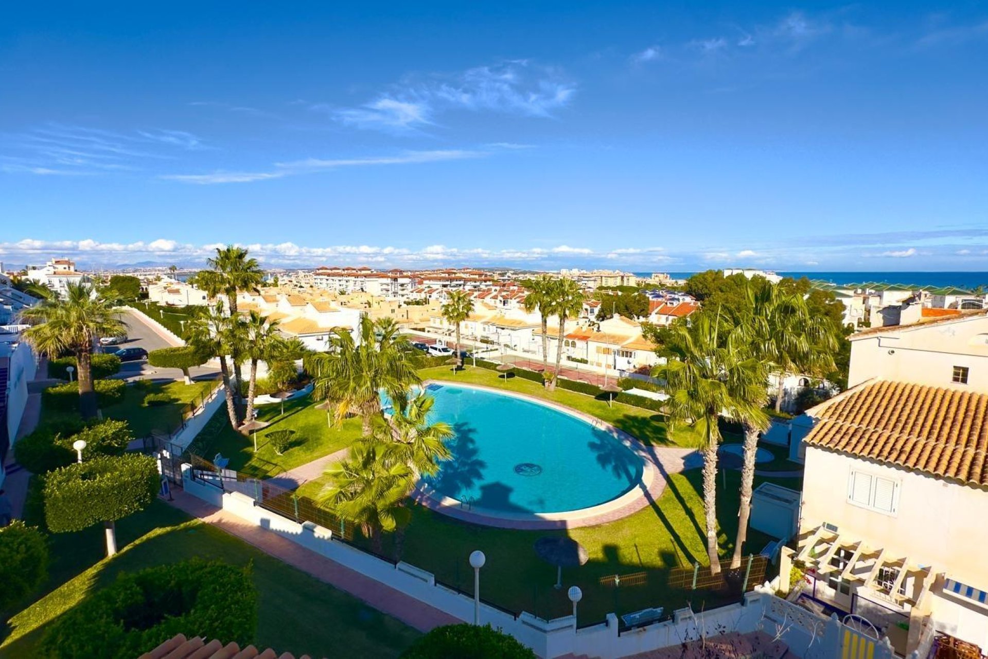 Herverkoop - Town House -
Torrevieja - La Mata