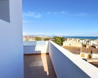 Herverkoop - Town House -
Torrevieja - La Mata