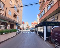 Herverkoop - Town House -
Torrevieja - La Mata
