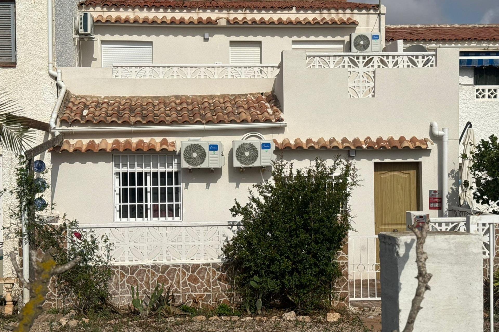 Herverkoop - Town House -
Torrevieja - La Siesta - El Salado - Torreta