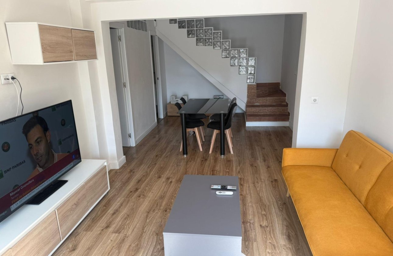 Herverkoop - Town House -
Torrevieja - La Siesta - El Salado - Torreta