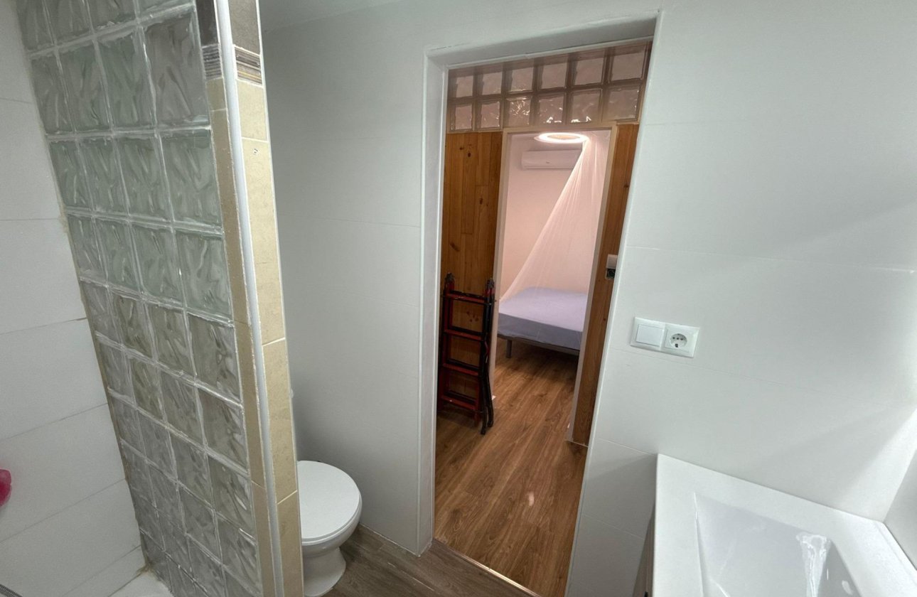 Herverkoop - Town House -
Torrevieja - La Siesta - El Salado - Torreta