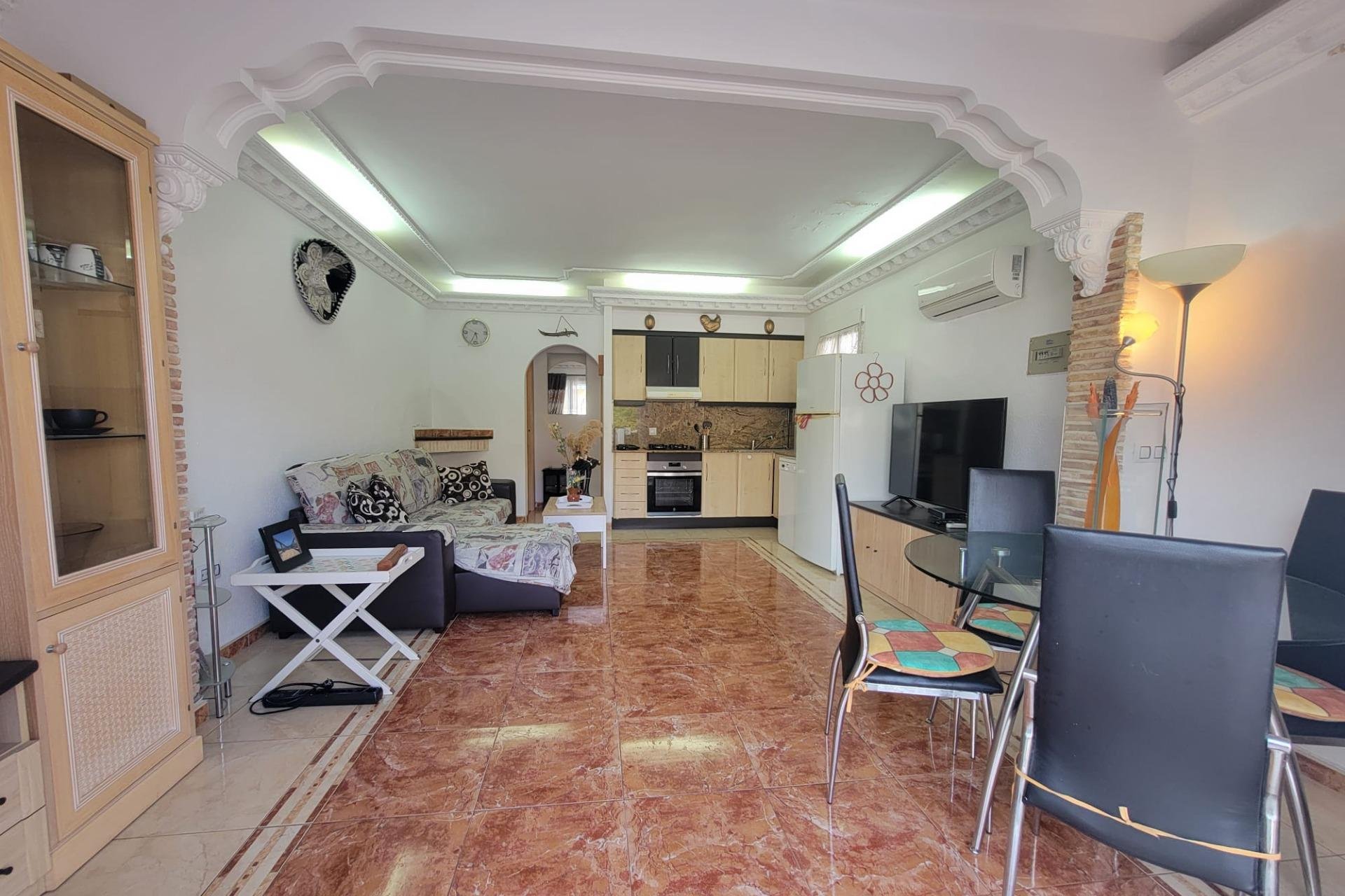 Herverkoop - Town House -
Torrevieja - La Siesta - El Salado - Torreta