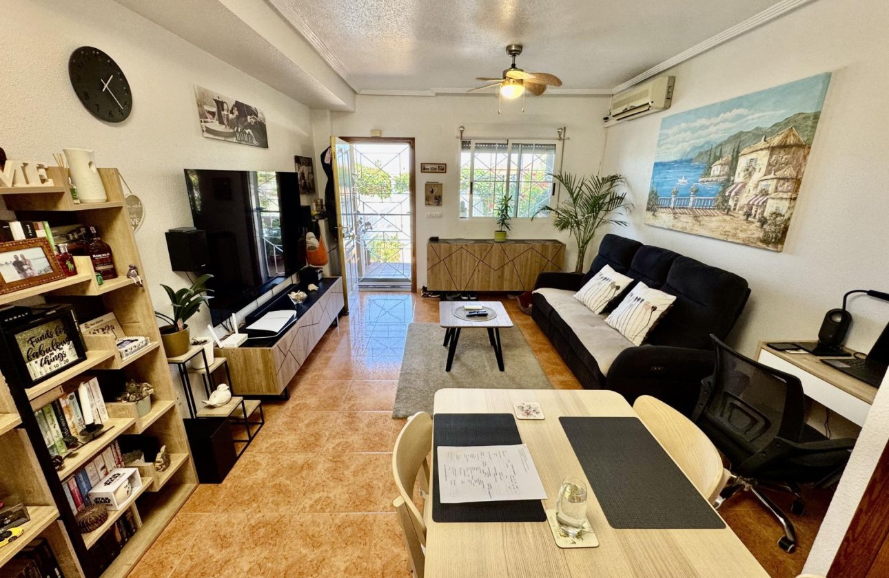 Herverkoop - Town House -
Torrevieja - La Siesta - El Salado - Torreta
