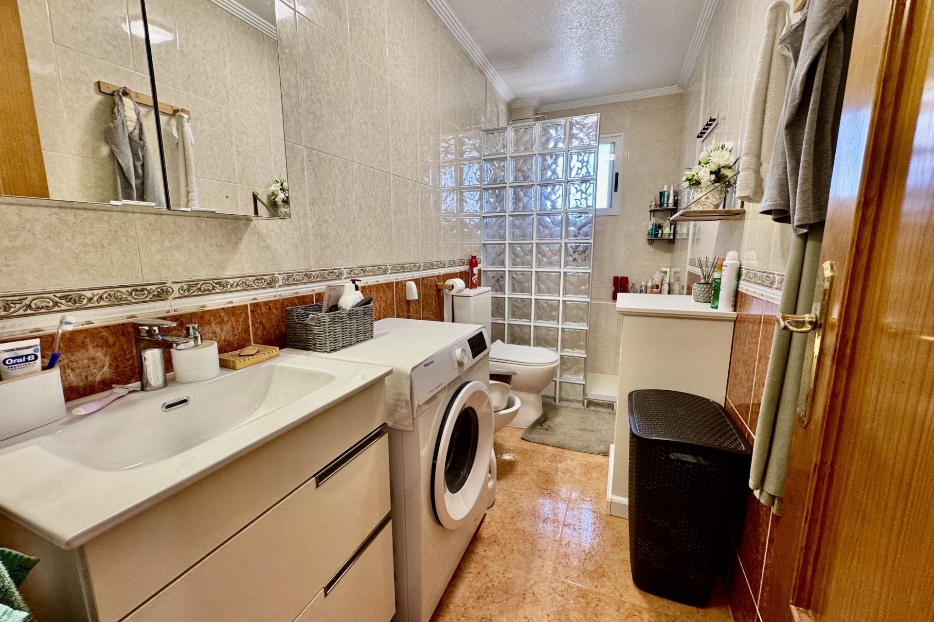 Herverkoop - Town House -
Torrevieja - La Siesta - El Salado - Torreta