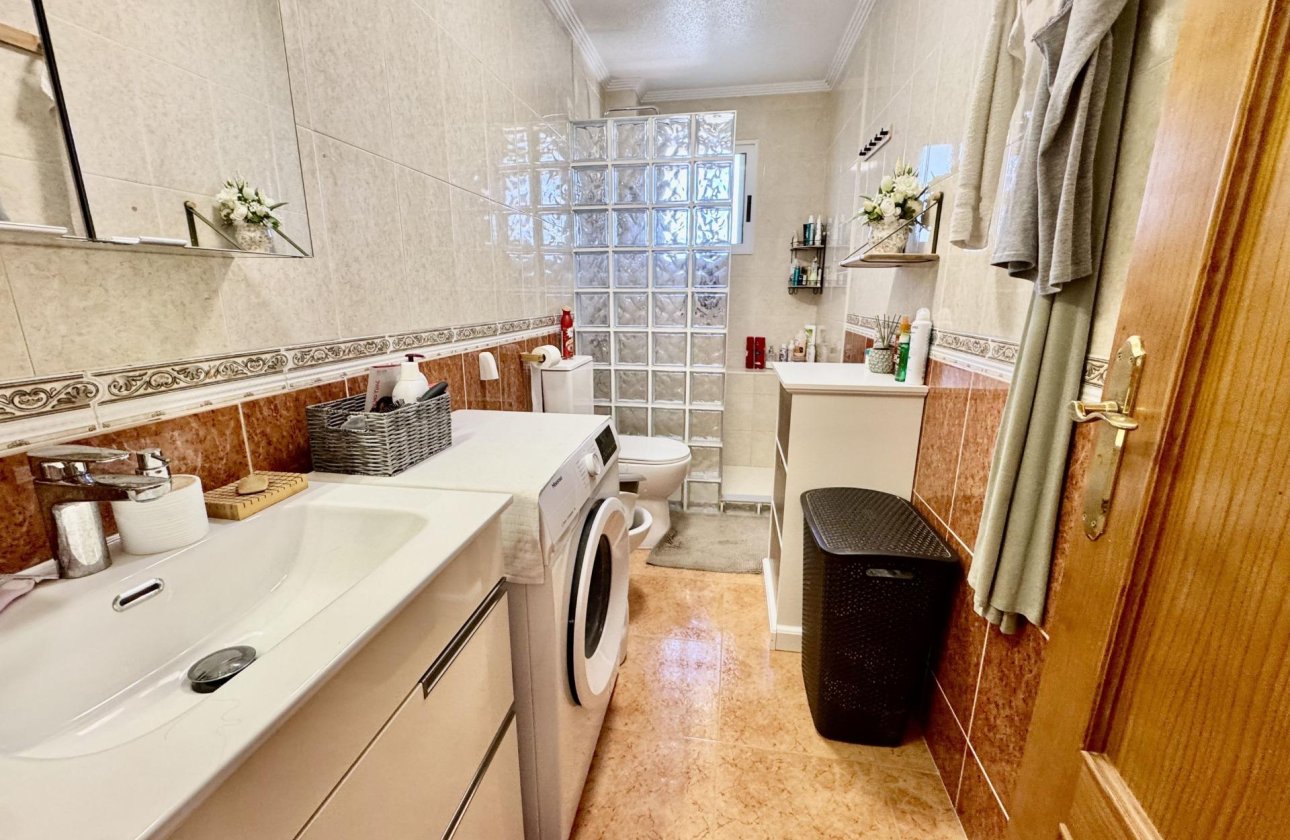 Herverkoop - Town House -
Torrevieja - La Siesta - El Salado - Torreta