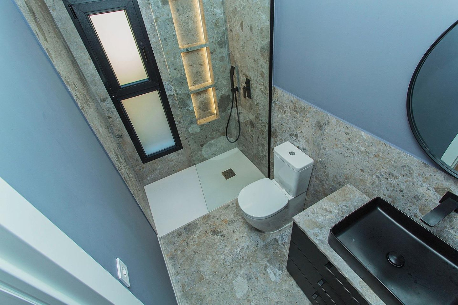 Herverkoop - Town House -
Torrevieja - La Siesta