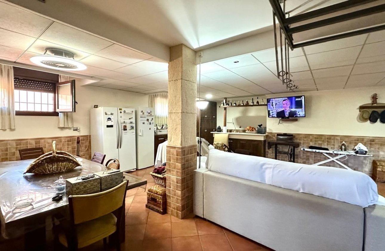 Herverkoop - Town House -
Torrevieja - La Siesta