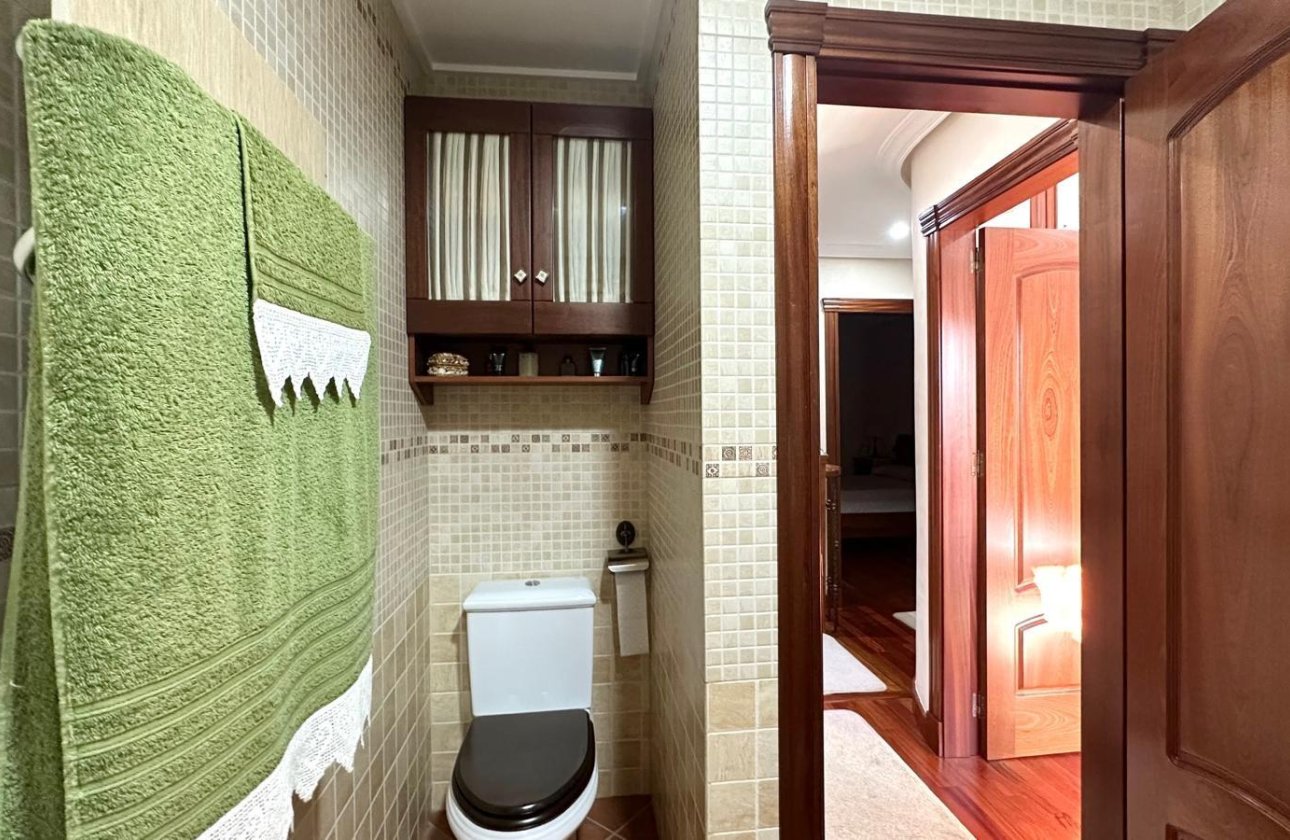 Herverkoop - Town House -
Torrevieja - La Siesta