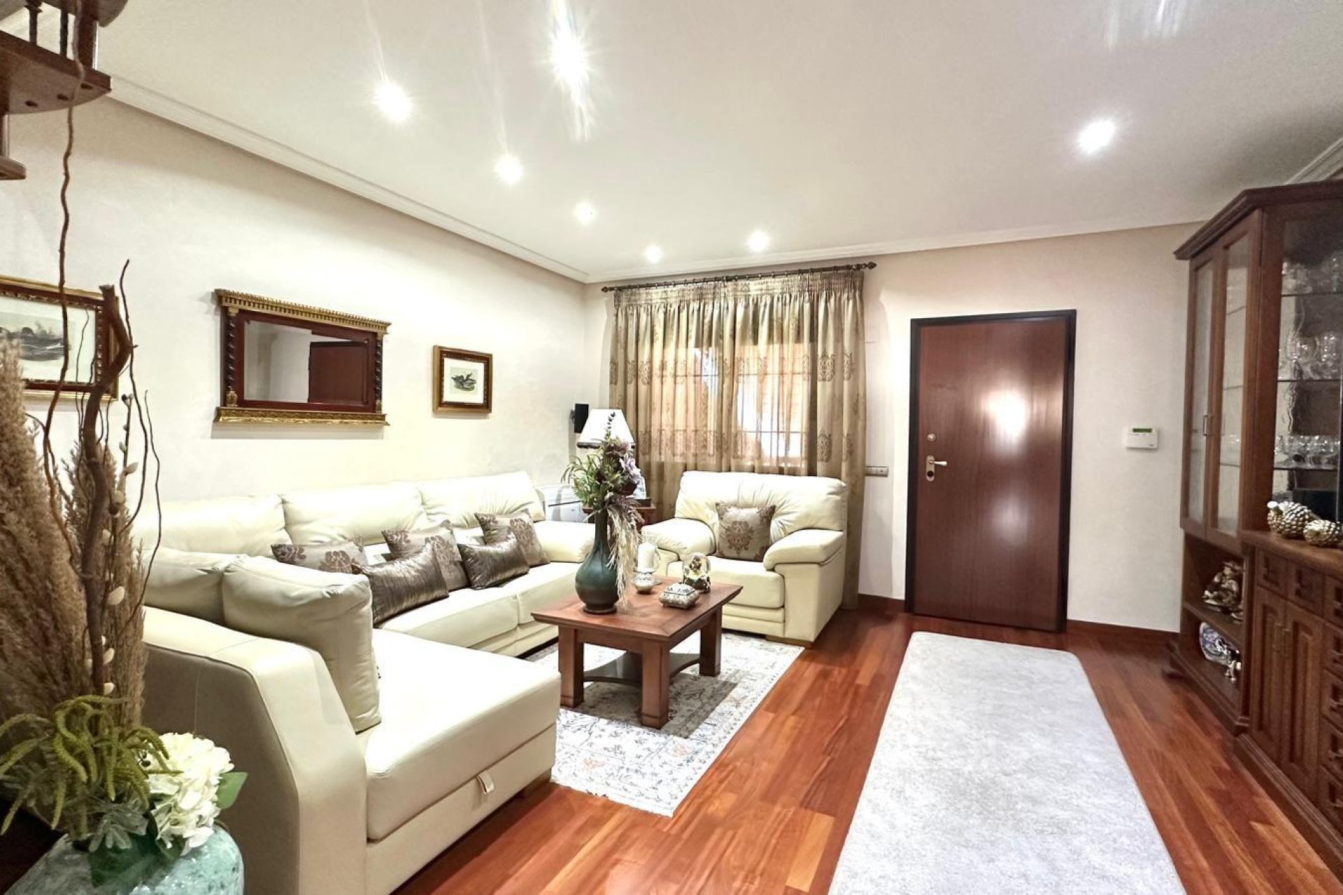 Herverkoop - Town House -
Torrevieja - La Siesta