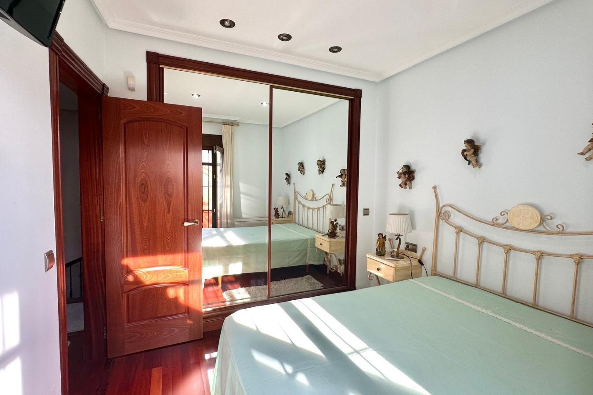 Herverkoop - Town House -
Torrevieja - La Siesta