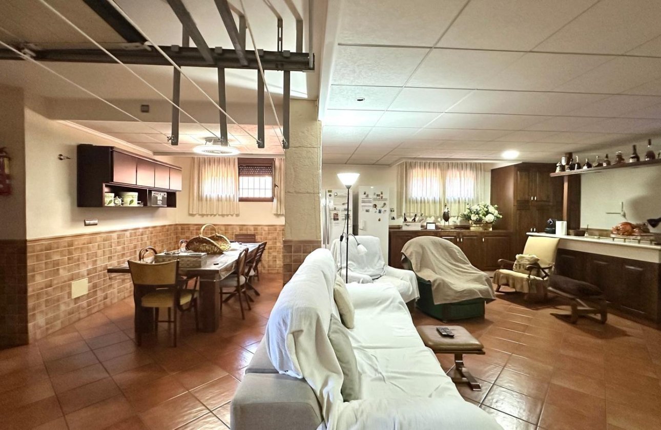 Herverkoop - Town House -
Torrevieja - La Siesta