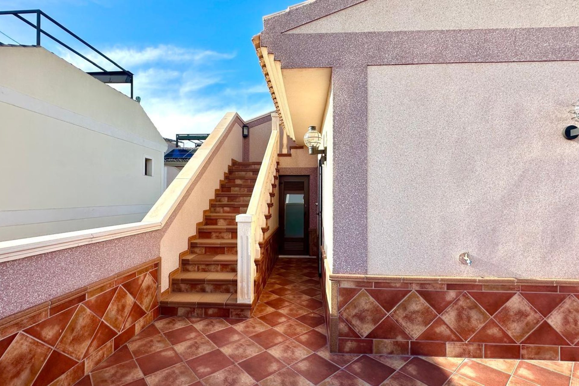 Herverkoop - Town House -
Torrevieja - La Siesta
