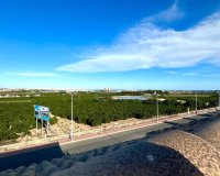 Herverkoop - Town House -
Torrevieja - La Siesta