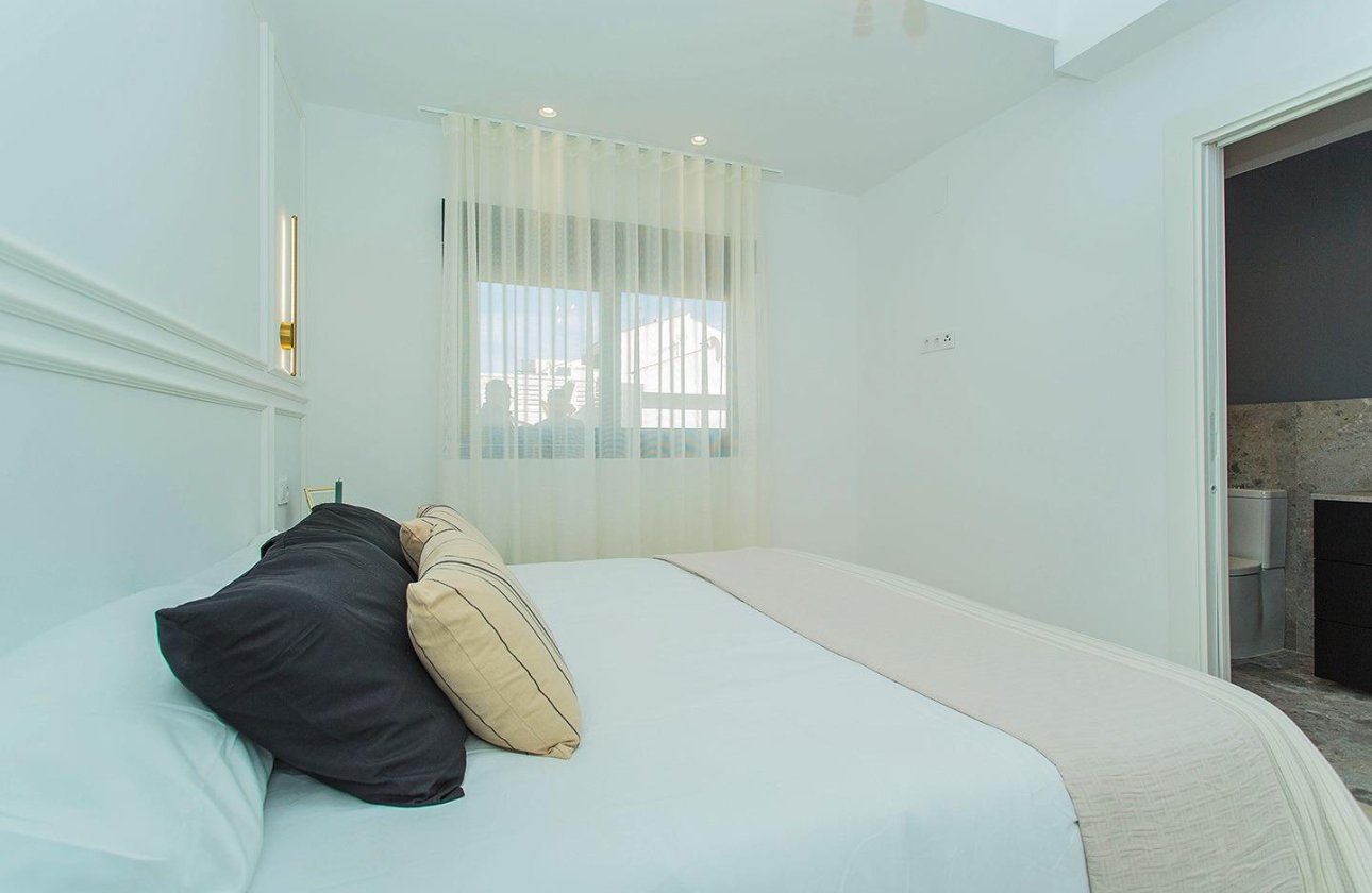 Herverkoop - Town House -
Torrevieja - La Siesta