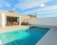 Herverkoop - Town House -
Torrevieja - La Siesta