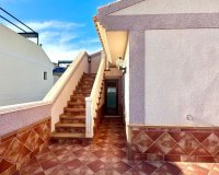 Herverkoop - Town House -
Torrevieja - La Siesta