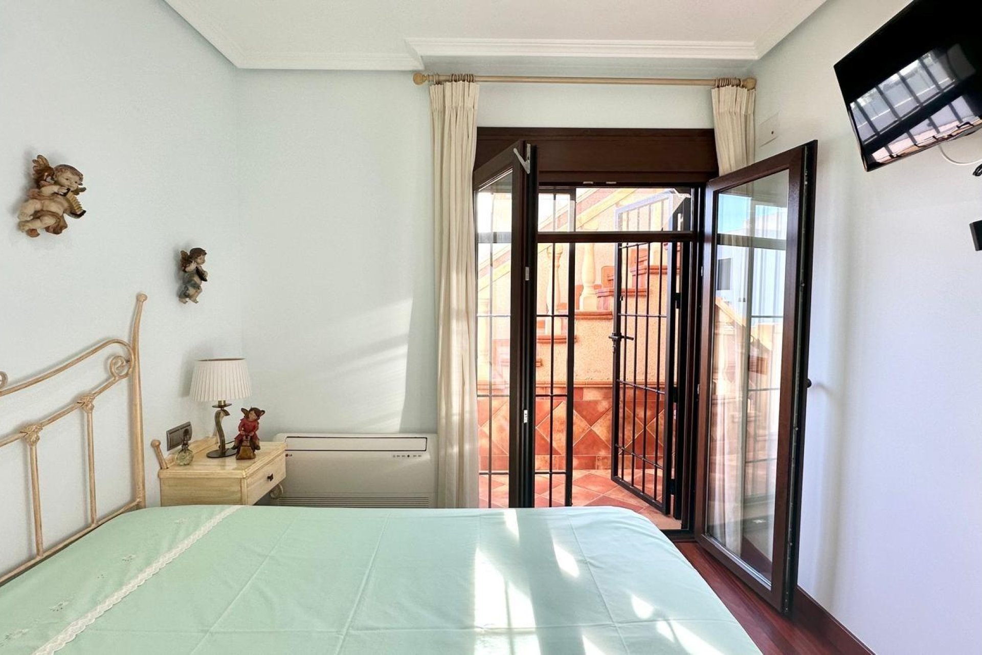 Herverkoop - Town House -
Torrevieja - La Siesta