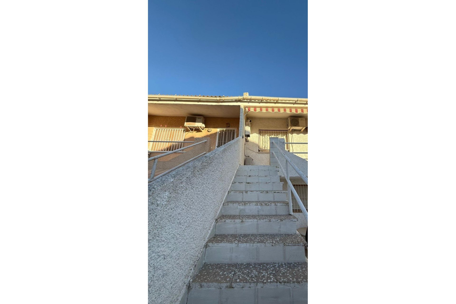 Herverkoop - Town House -
Torrevieja - Los Altos