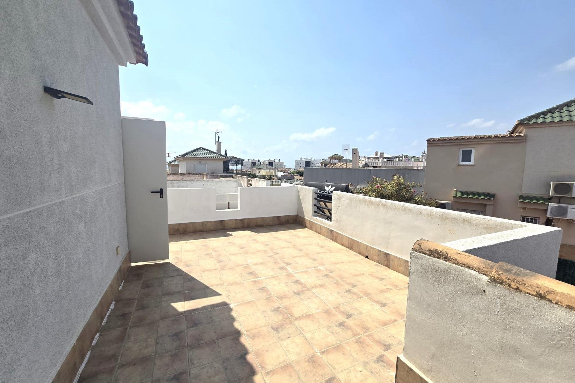 Herverkoop - Town House -
Torrevieja - Los Altos