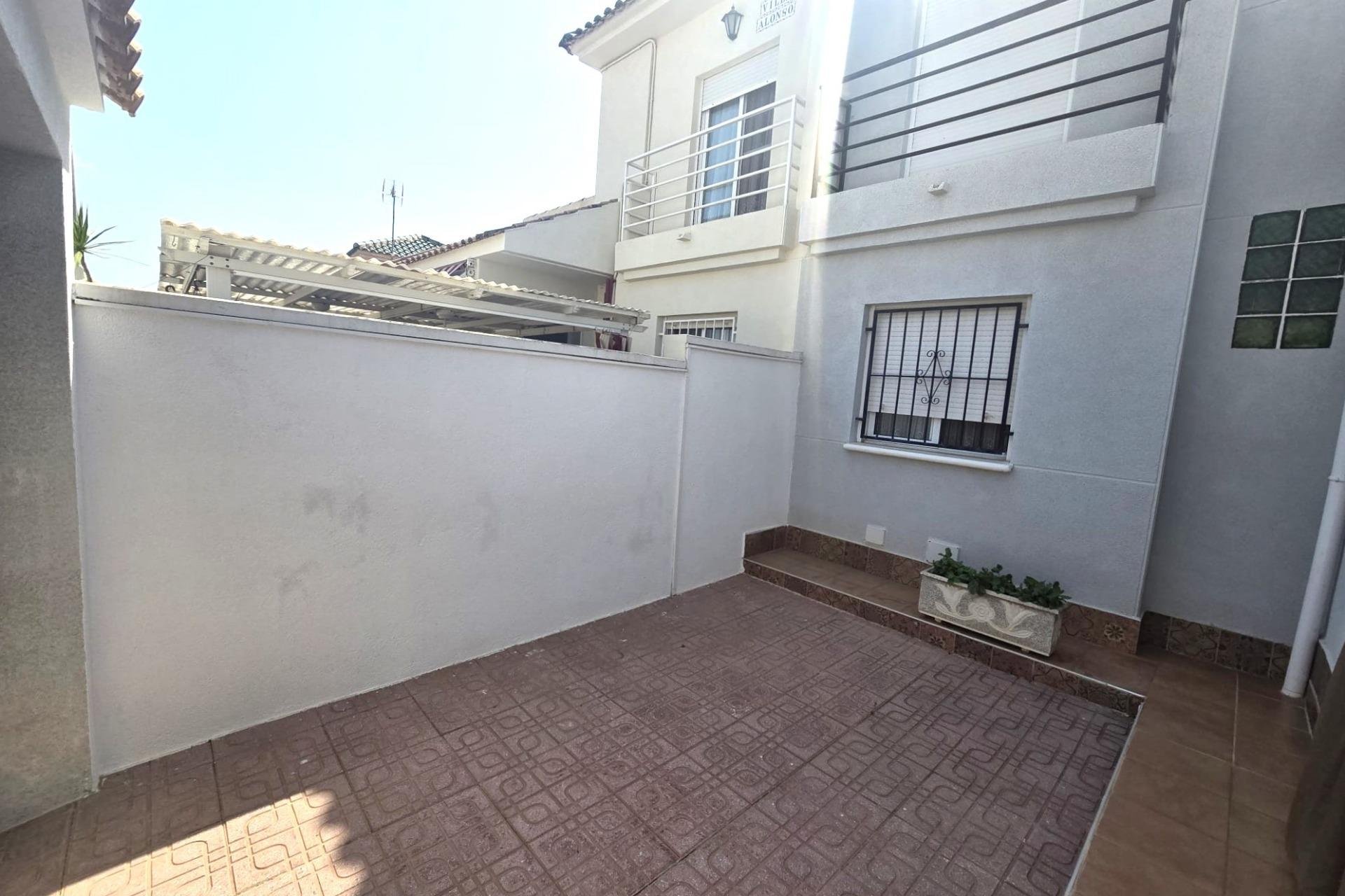 Herverkoop - Town House -
Torrevieja - Los Altos