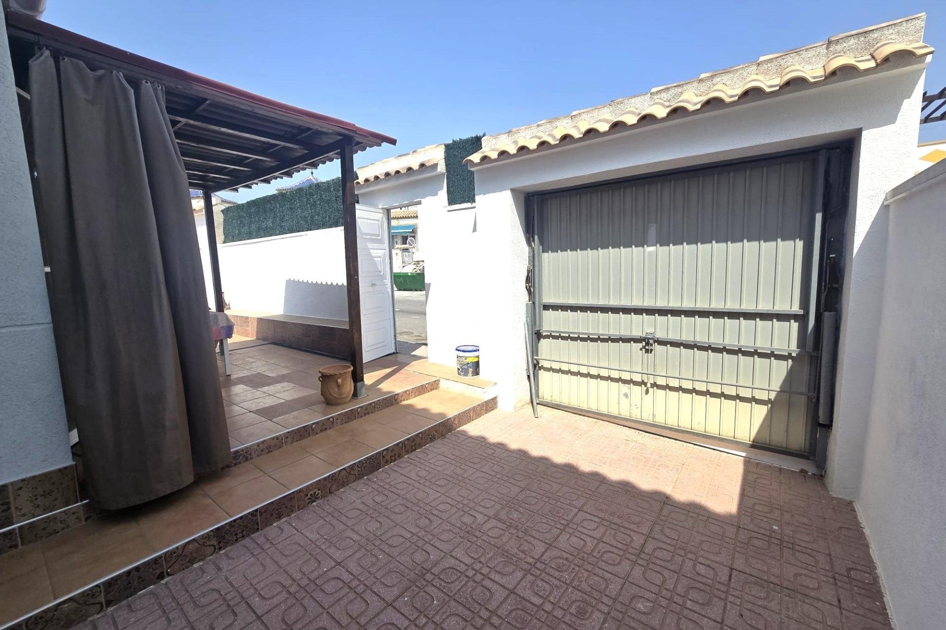 Herverkoop - Town House -
Torrevieja - Los Altos