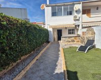 Herverkoop - Town House -
Torrevieja - Los Balcones