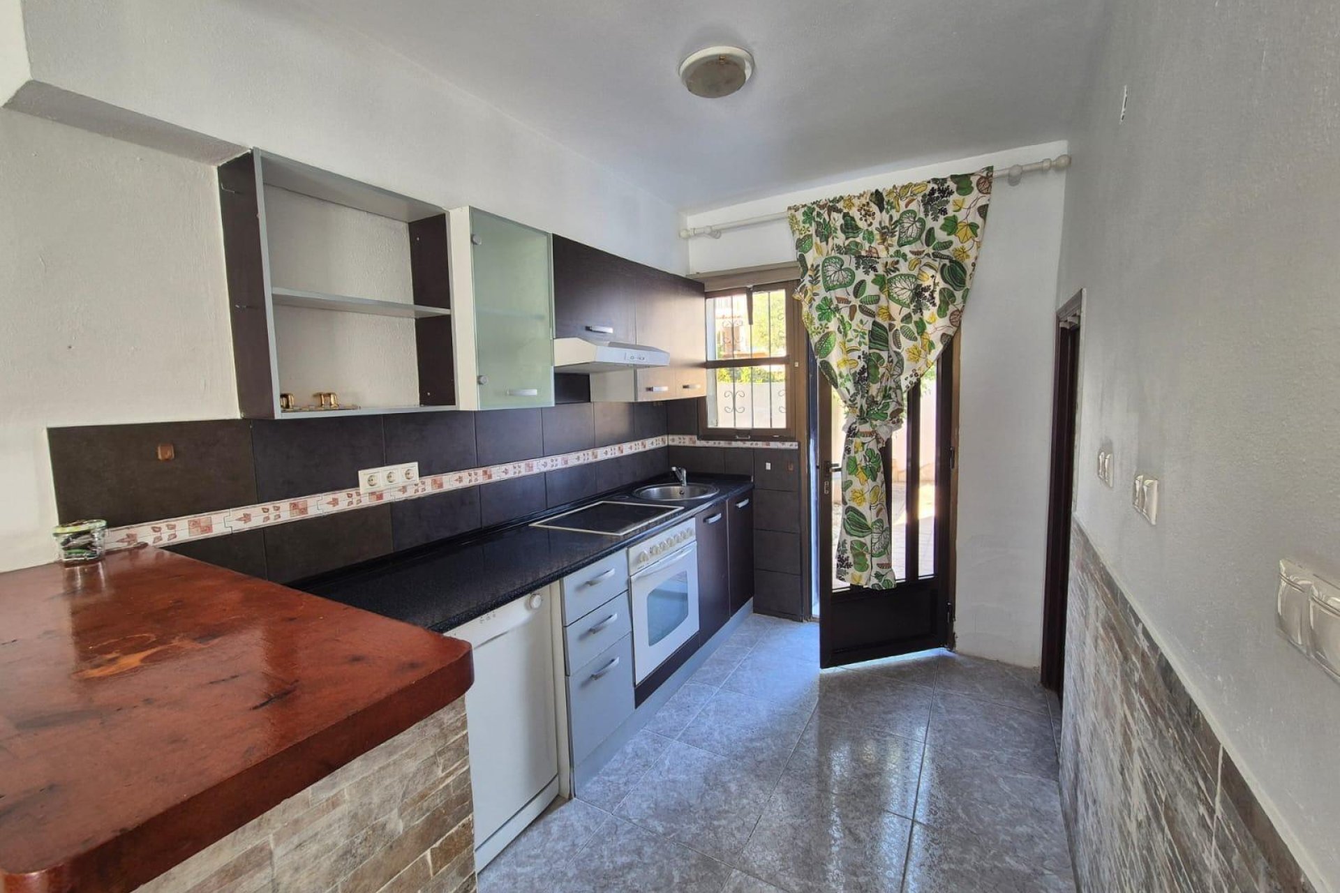 Herverkoop - Town House -
Torrevieja - Los Balcones