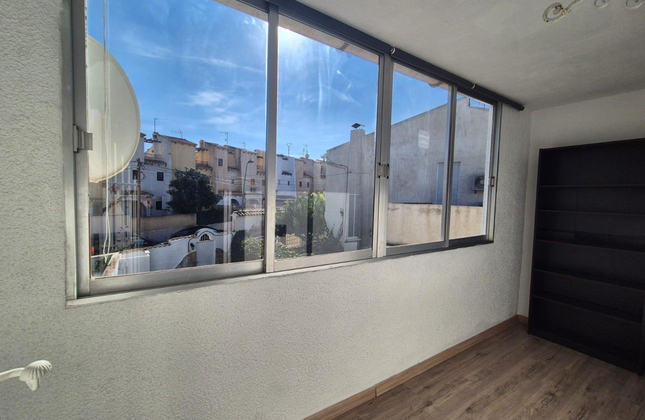 Herverkoop - Town House -
Torrevieja - Los Balcones