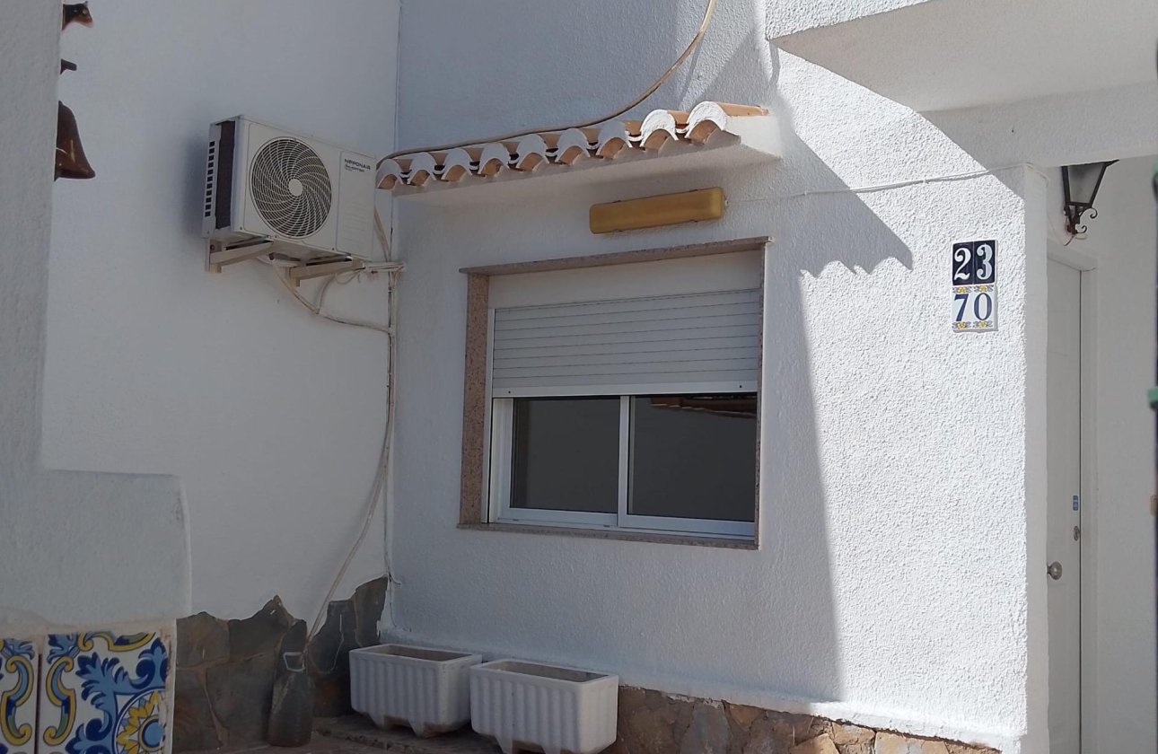 Herverkoop - Town House -
Torrevieja - Los Balcones