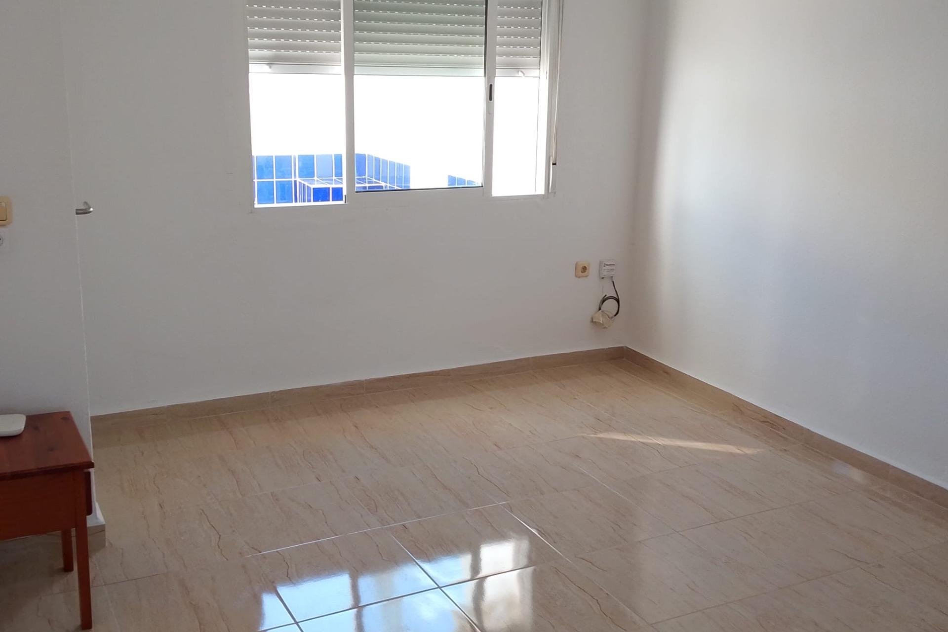Herverkoop - Town House -
Torrevieja - Los Balcones