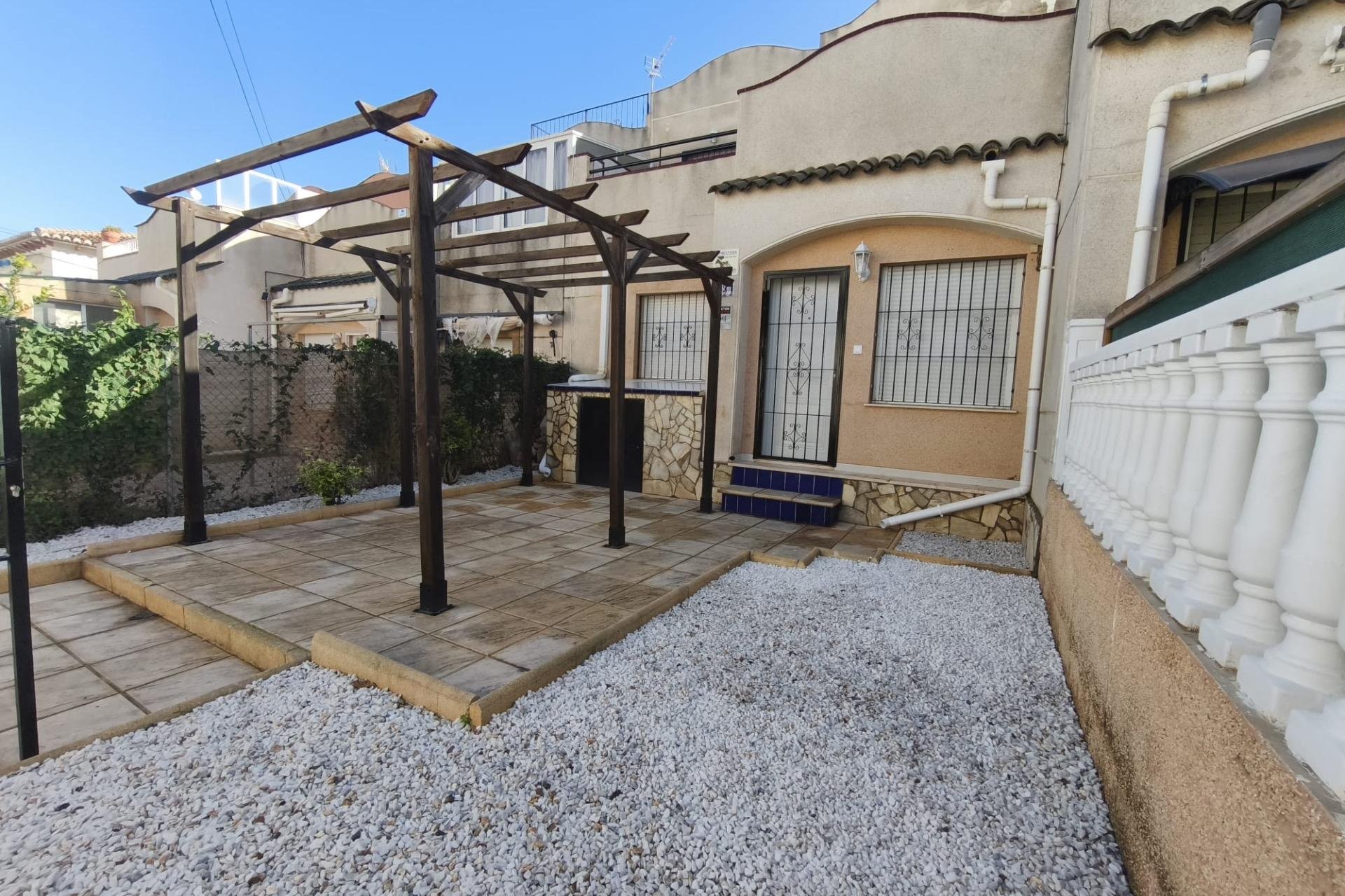 Herverkoop - Town House -
Torrevieja - Los Balcones