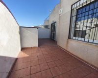 Herverkoop - Town House -
Torrevieja - Los Balcones