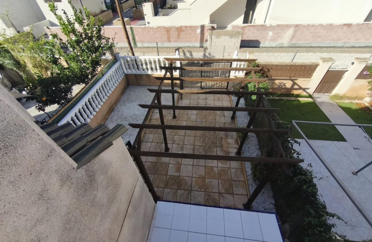 Herverkoop - Town House -
Torrevieja - Los Balcones