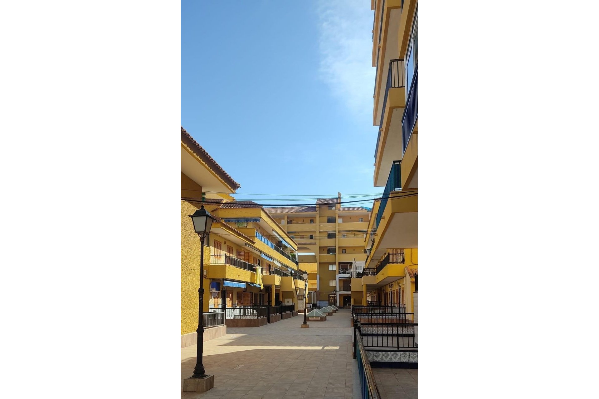 Herverkoop - Town House -
Torrevieja - Los Europeos