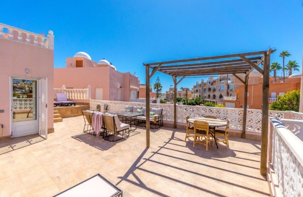 Herverkoop - Town House -
Torrevieja - Los Frutales/ La Rosaleda