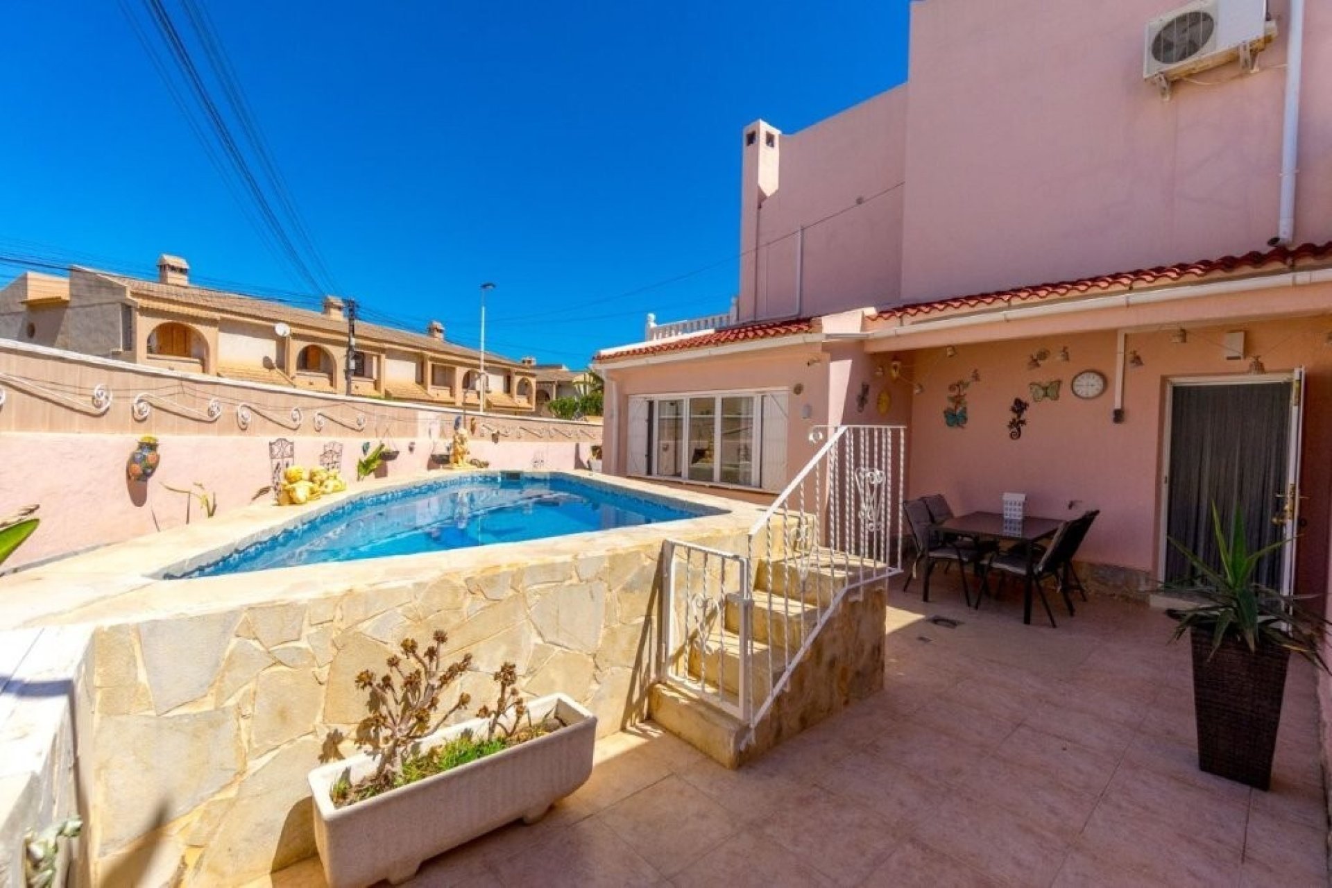 Herverkoop - Town House -
Torrevieja - Los Frutales/ La Rosaleda