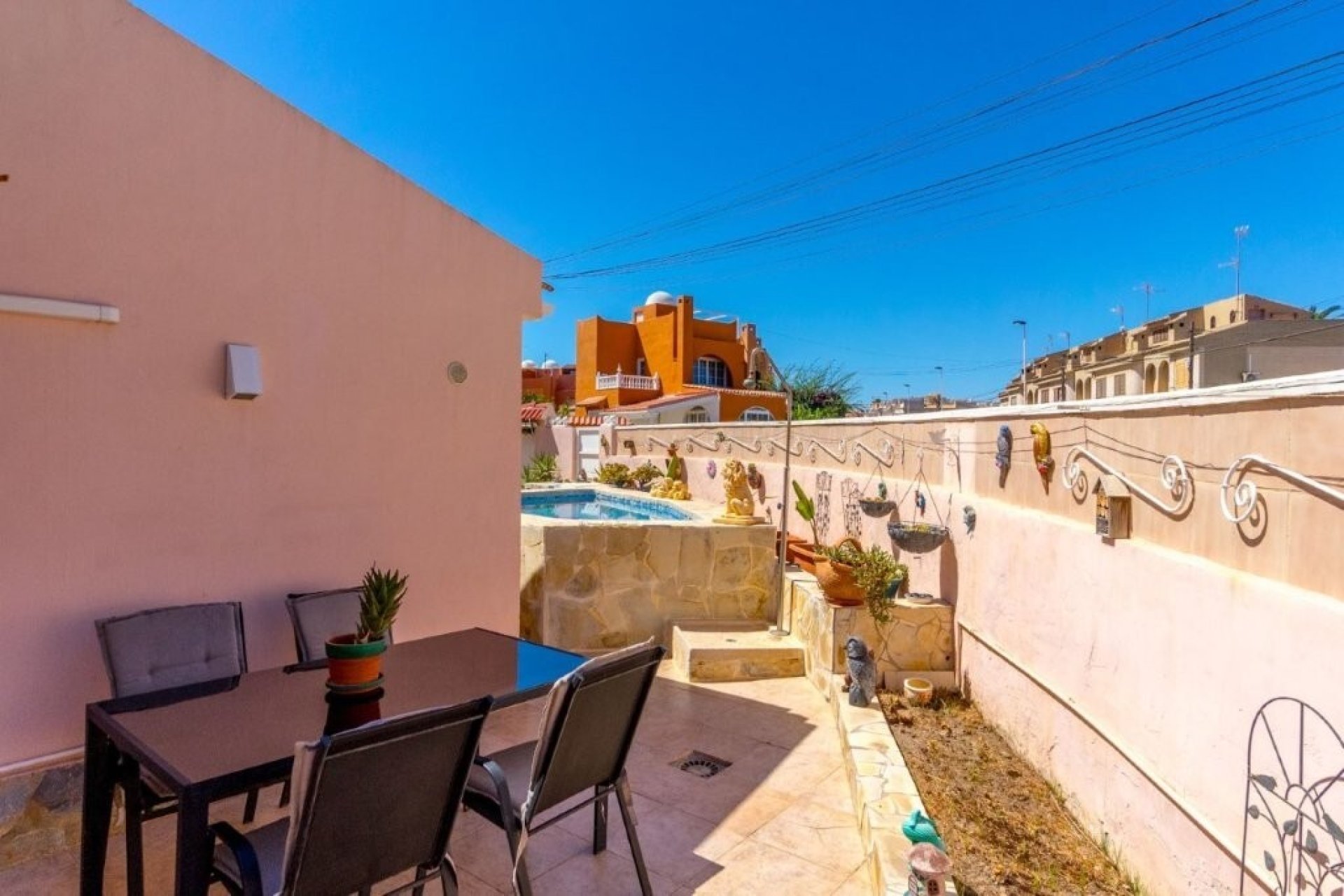 Herverkoop - Town House -
Torrevieja - Los Frutales/ La Rosaleda