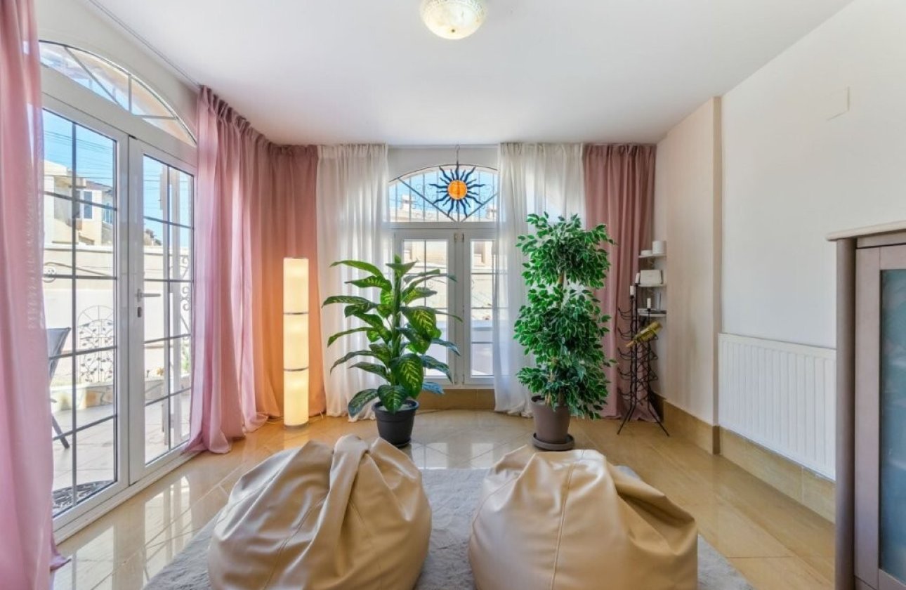 Herverkoop - Town House -
Torrevieja - Los Frutales/ La Rosaleda