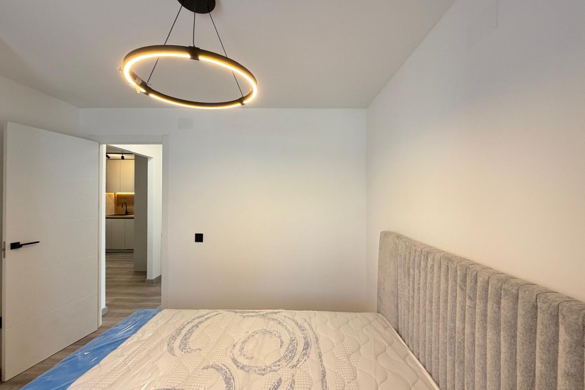 Herverkoop - Town House -
Torrevieja - Miramar - Torre Del Moro