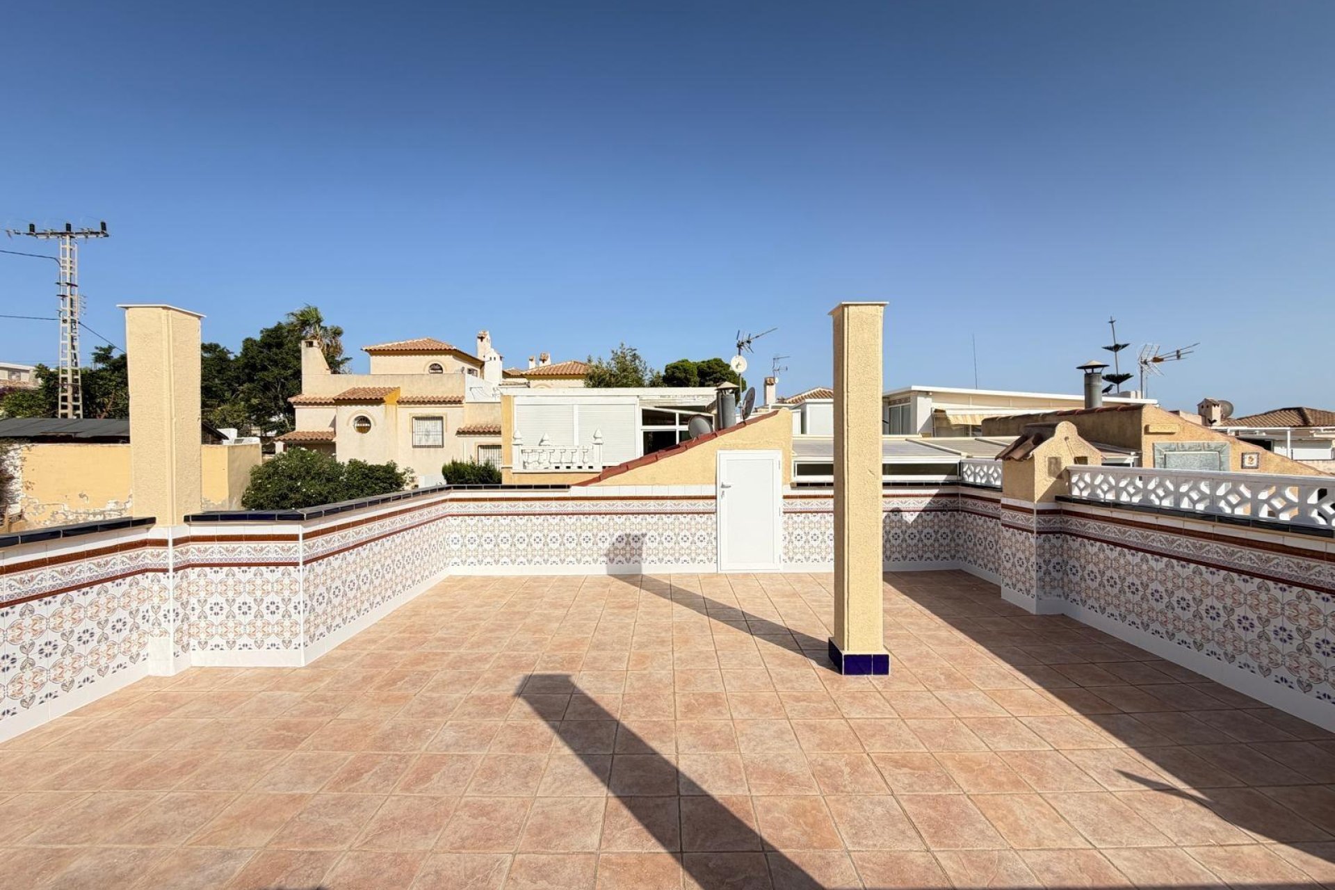 Herverkoop - Town House -
Torrevieja - Miramar - Torre Del Moro