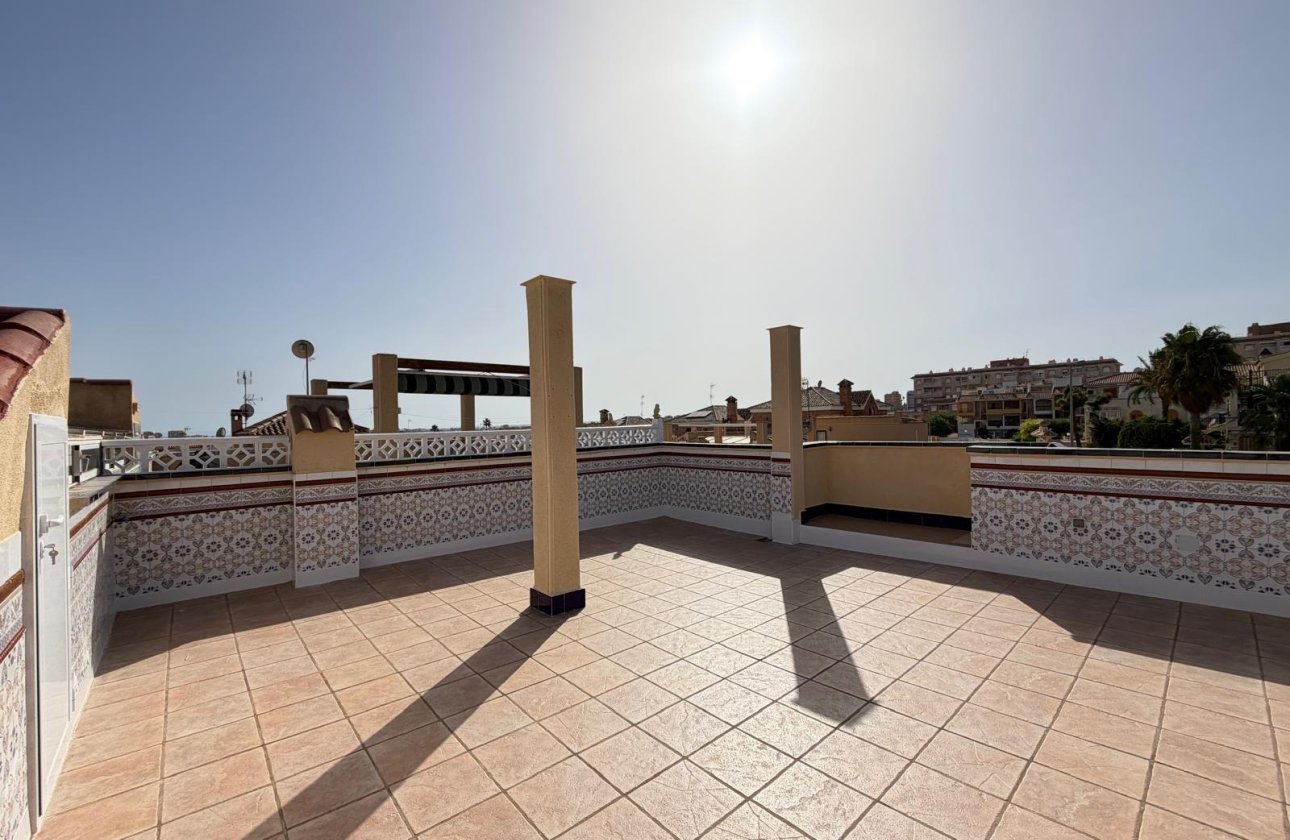 Herverkoop - Town House -
Torrevieja - Miramar - Torre Del Moro